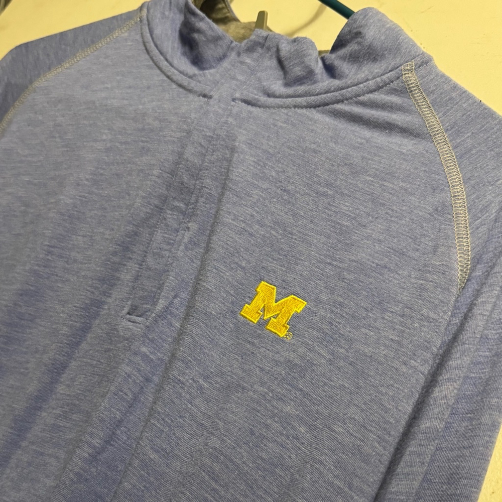 Johnnie-O X Michigan Natural Performance 1/4 Zip Embroidered M Pullover - Picture 3 of 4